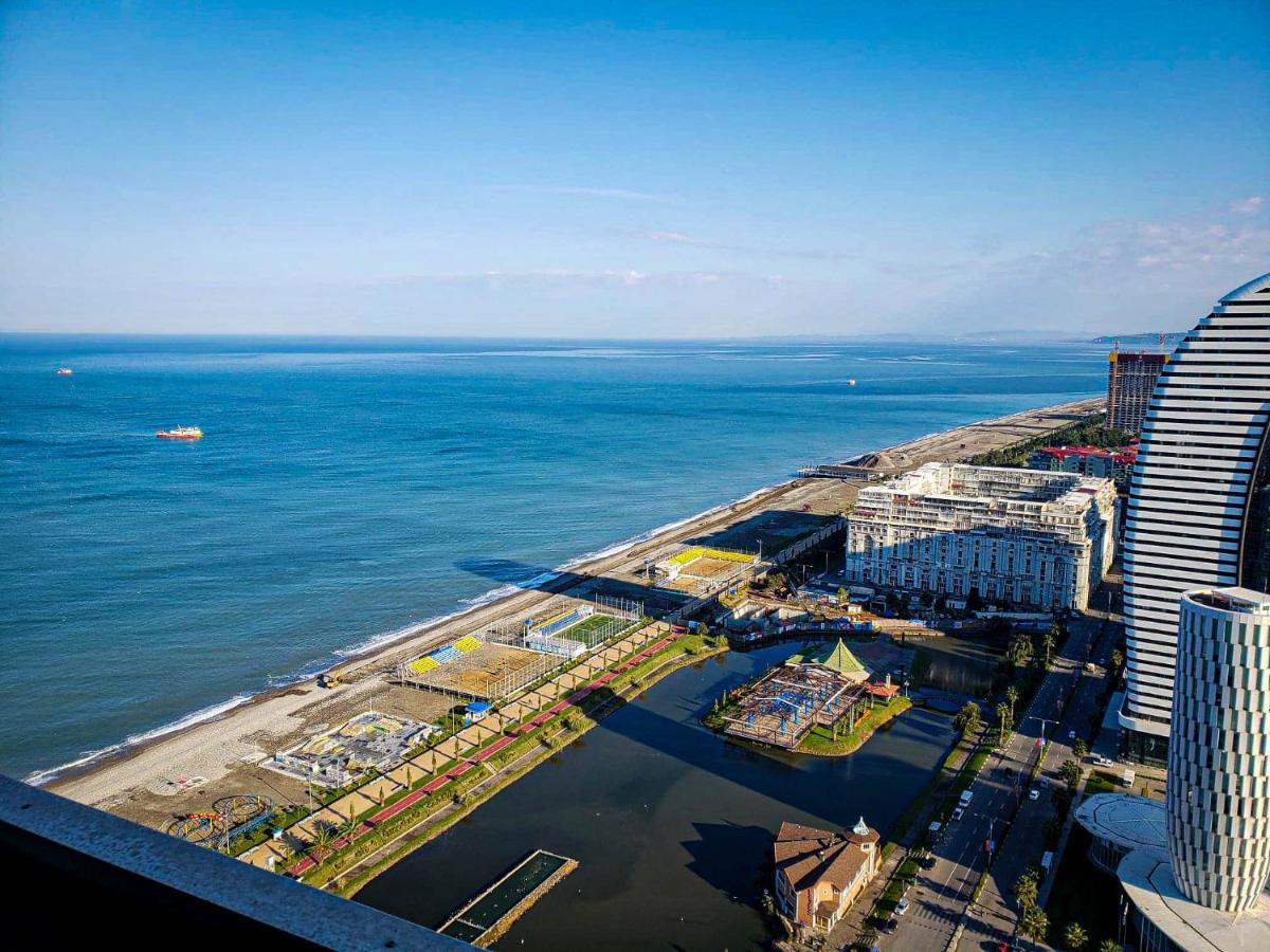 Orbi Batumi City Beach View Hotel エクステリア 写真