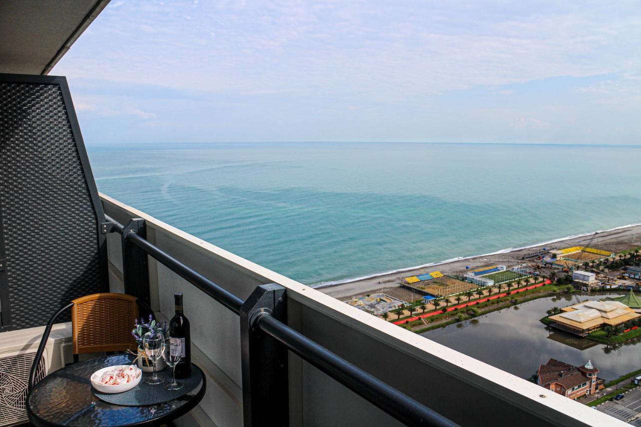 Orbi Batumi City Beach View Hotel エクステリア 写真