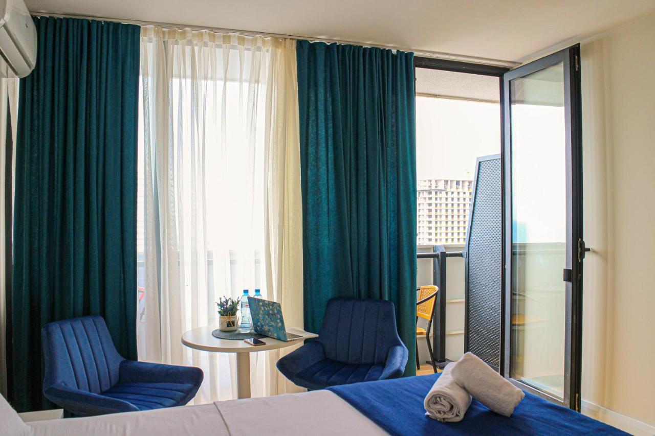 Orbi Batumi City Beach View Hotel エクステリア 写真