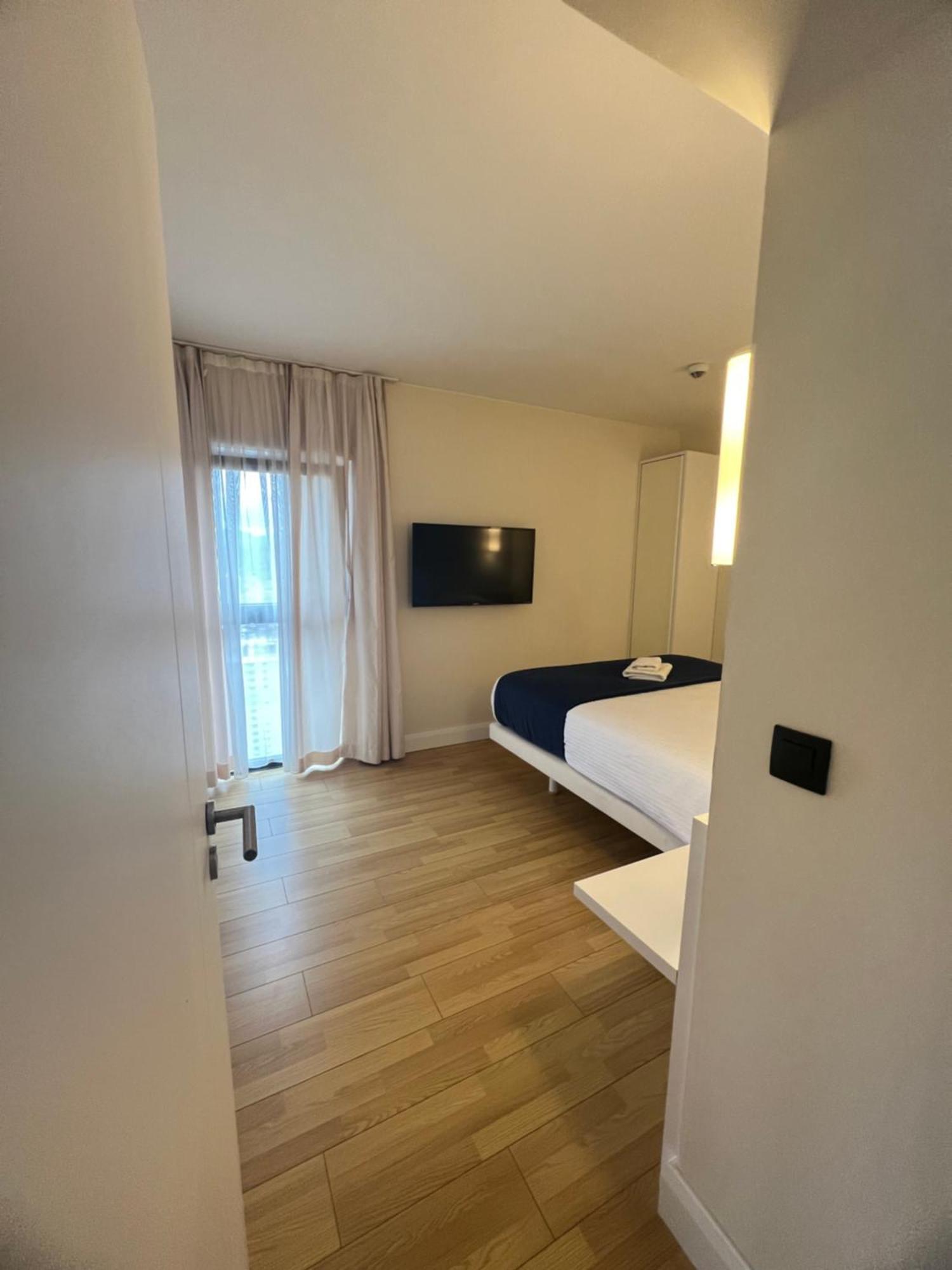 Orbi Batumi City Beach View Hotel エクステリア 写真